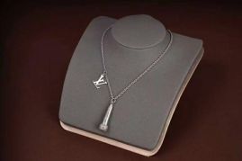 Picture of LV Necklace _SKULVnecklace02cly12112155
